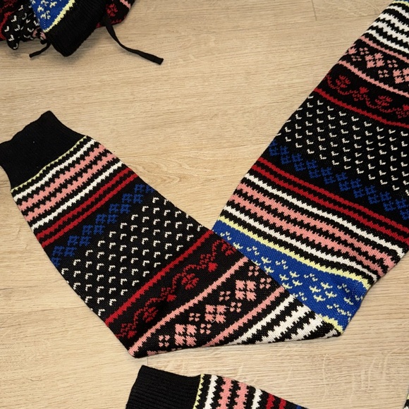 🌲American Eagle Outfitters Multicolor Patterned Pants - Picture 3 of 5